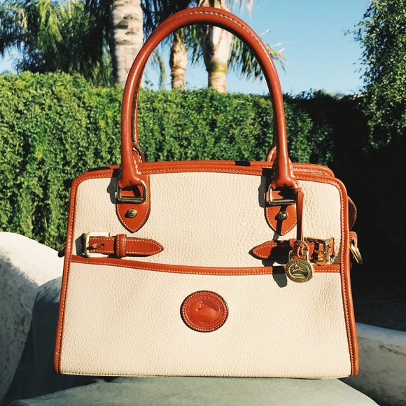 dooney and bourke buckle satchel